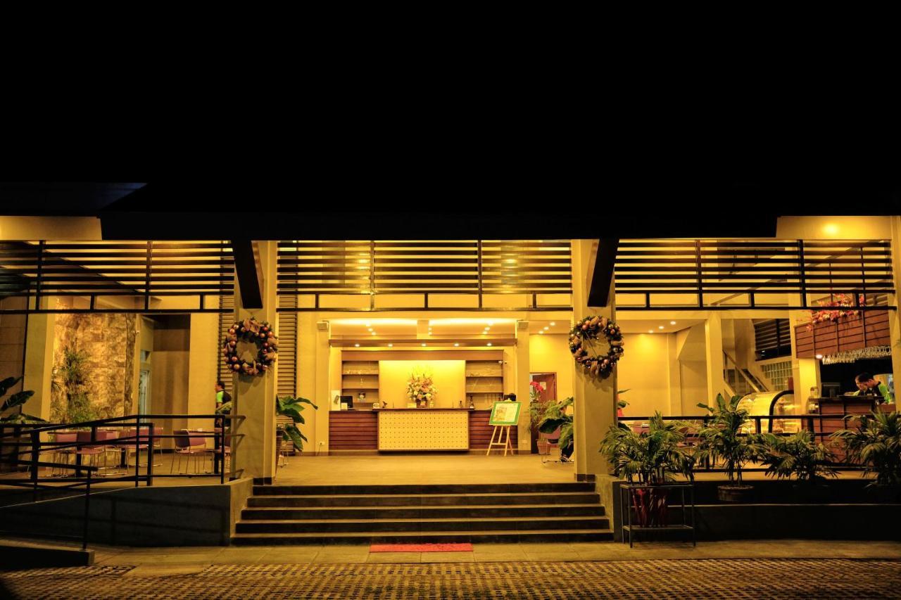 סן חוזה Seasons Hotel And Convention Center מראה חיצוני תמונה